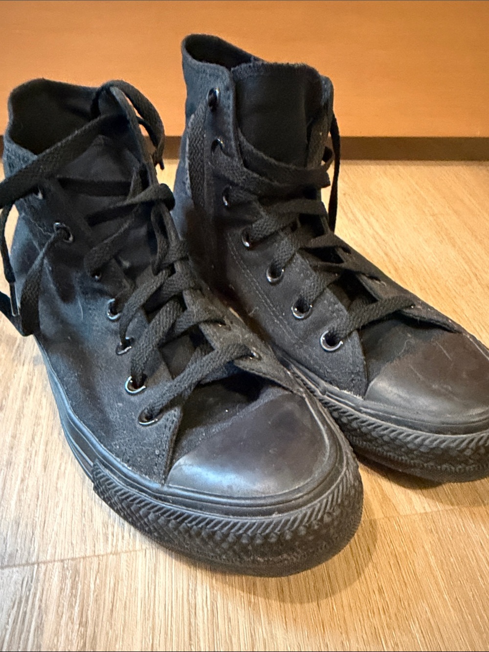 Converse 8
